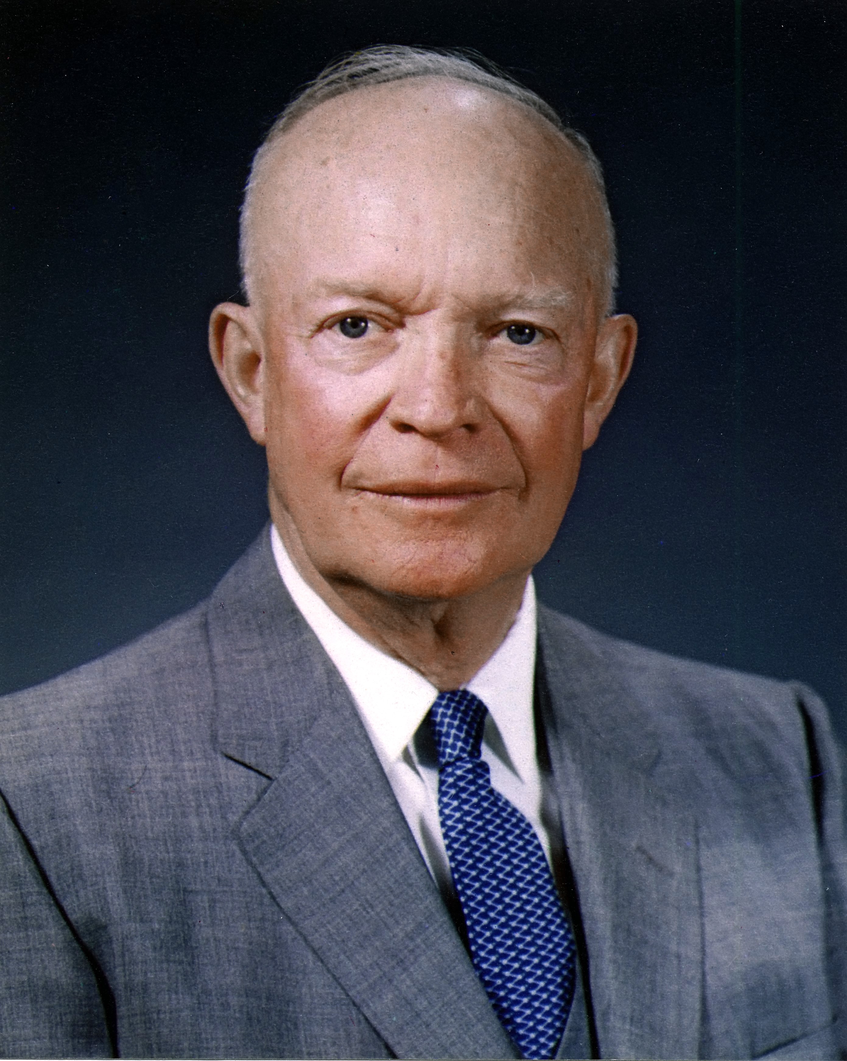 Dwight_D._Eisenhower,_official_photo_portrait,_May_29,_1959.jpg